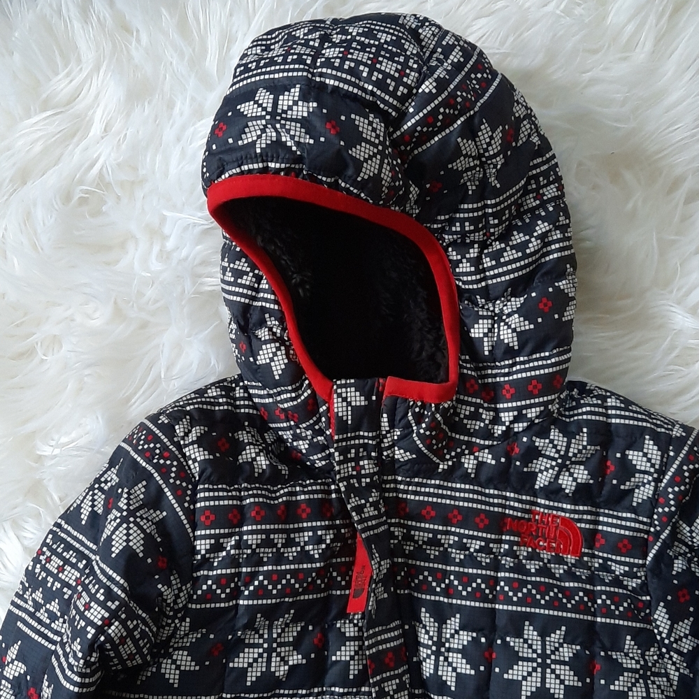 North Face Thermoball baby/toddler snowsuit